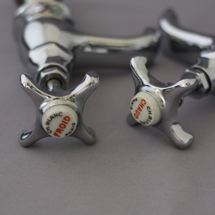 Using Antique Bath and Basin Taps