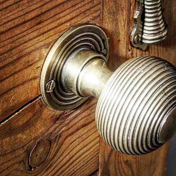Tips Fitting Antique Door Handles