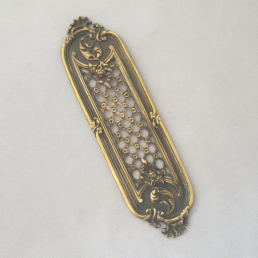 1920s Pierced Finger Plate