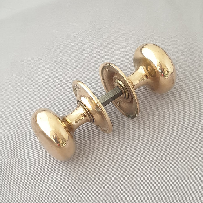 Edwardian Bun Door Knobs
