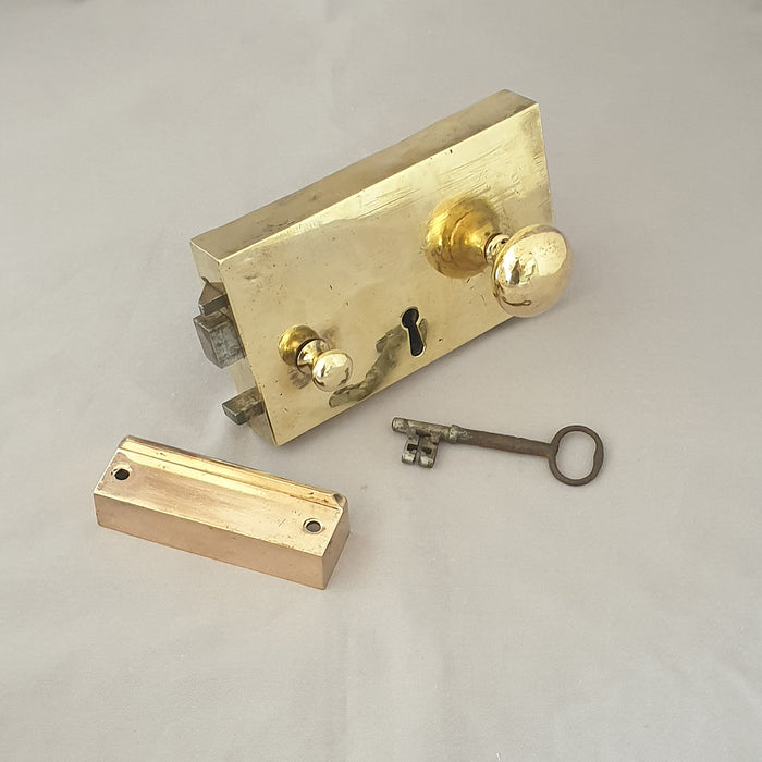 LH Brass Georgian Rim Lock & Knobs