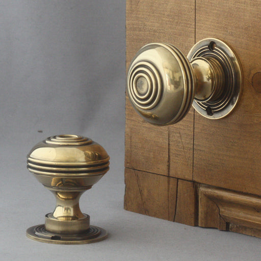 Large bloxwich brass door knobs